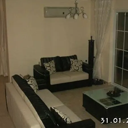 Apartment Country Club *